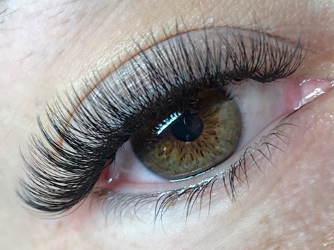Russian lash extensions