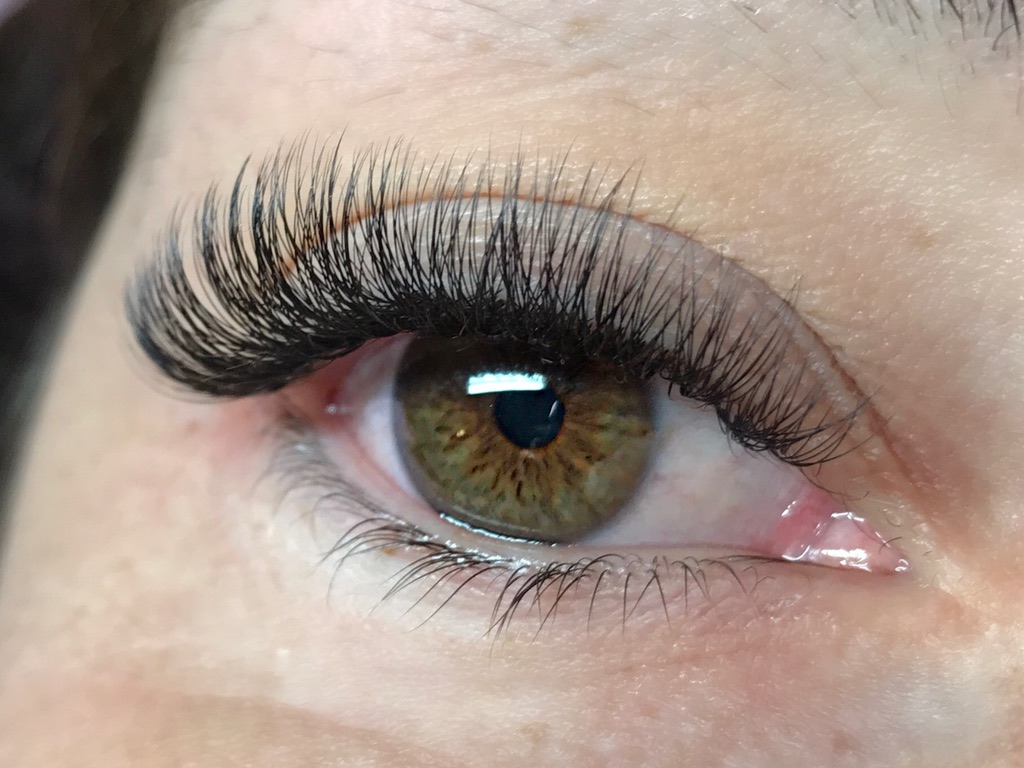 Volume lash extensions